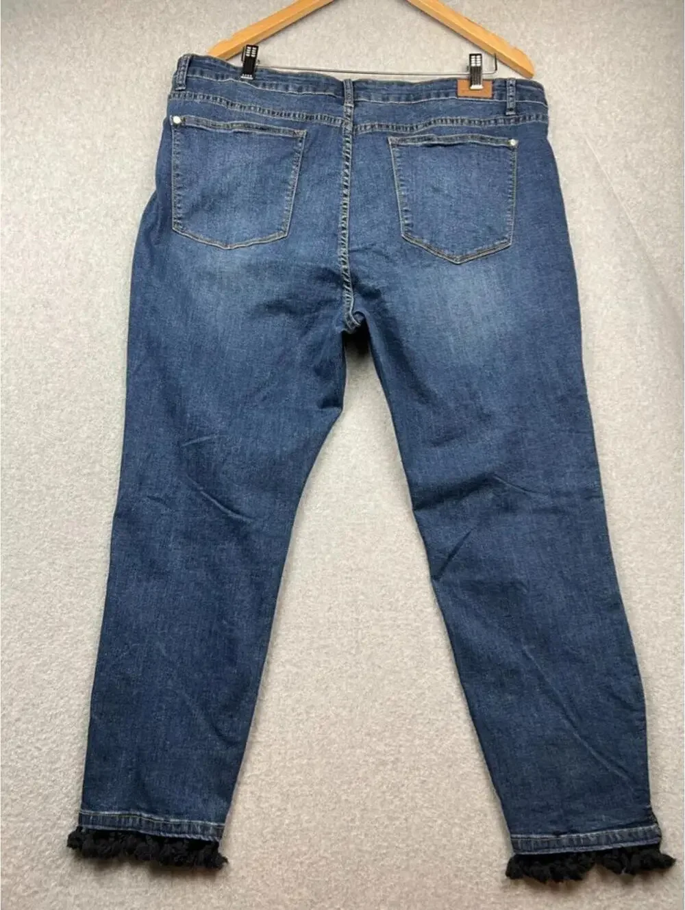 Judy Blue Cropped Fit Frayed Hem Jeans High Rise Stretch Womens Plus Size 3XL
